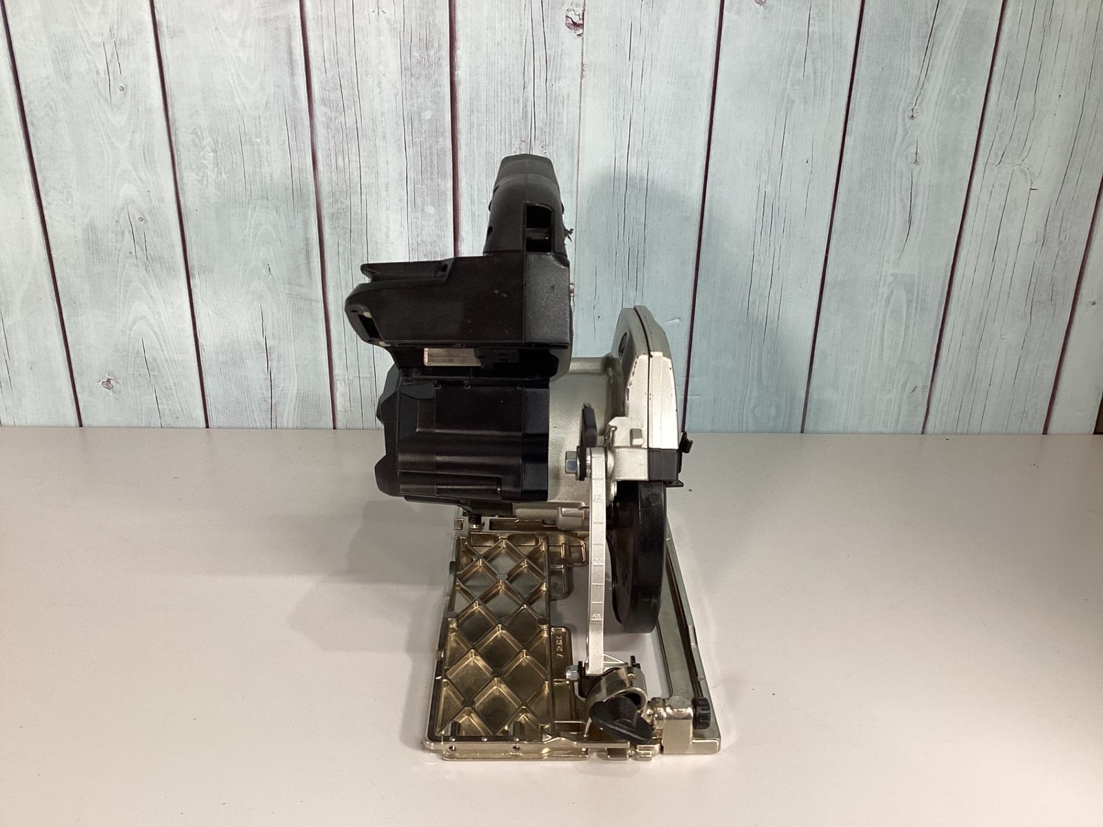 コードレス丸のこ