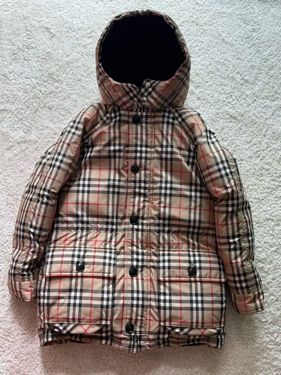 バーバリー キッズ ダウン ジャケット 12Y
