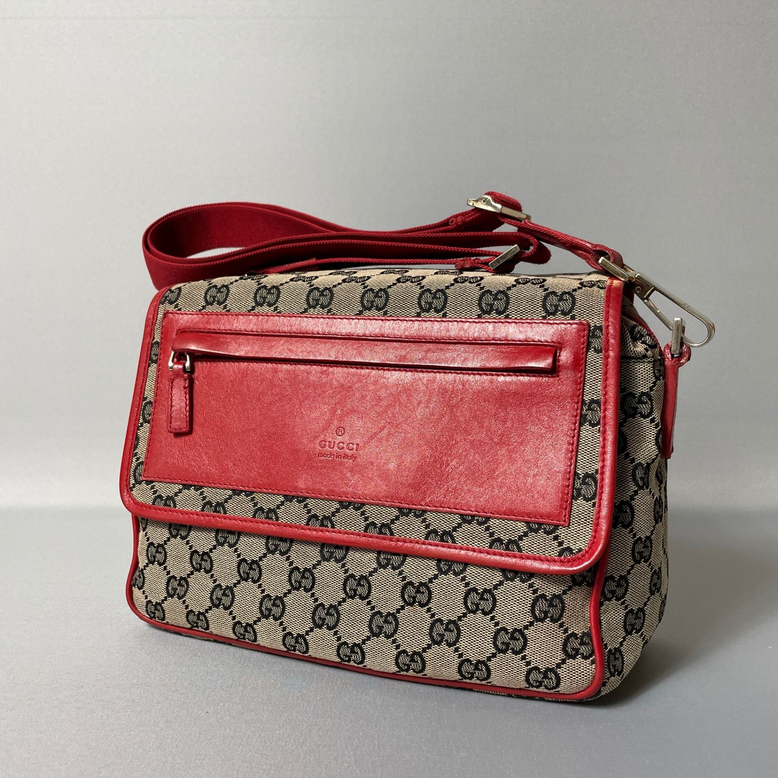 2501-82｜美品｜グッチ GGキャンバス ショルダーバッグ レッド 2501-82｜美品｜グッチ GGキャンバス ショルダーバッグ レッド - メルカリ