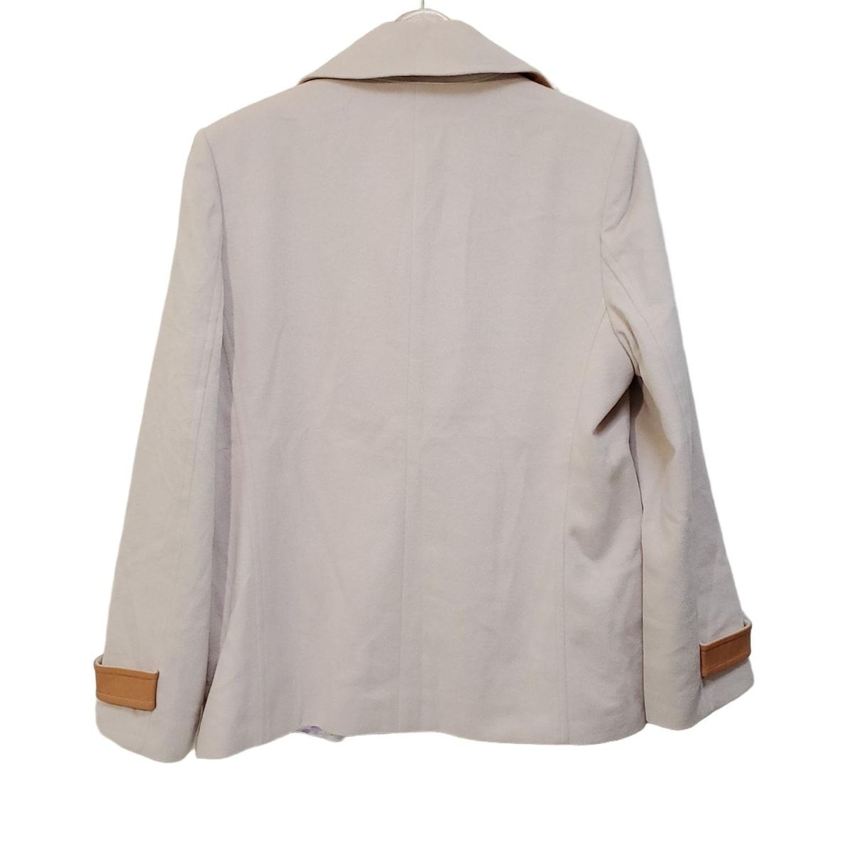 PICONE ピッコーネ コート サイズ42 M レディース - ベージュ 長袖 アンゴラ レザー ショート丈 肩パッド 冬