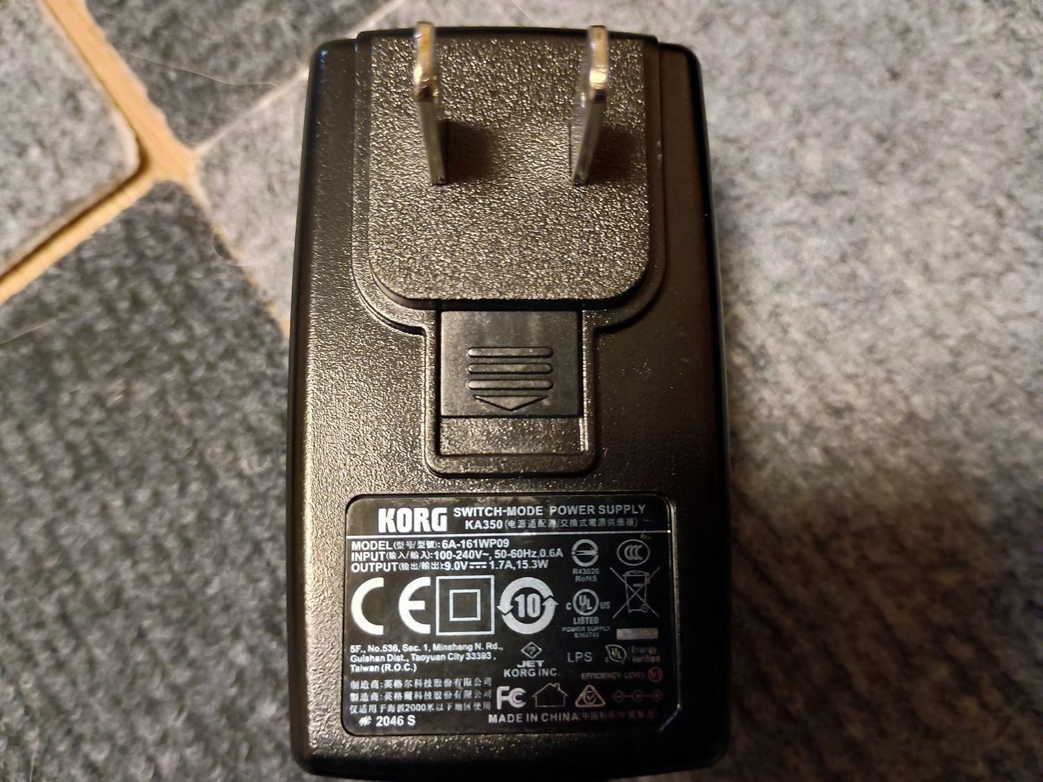 純正ACアダプター付