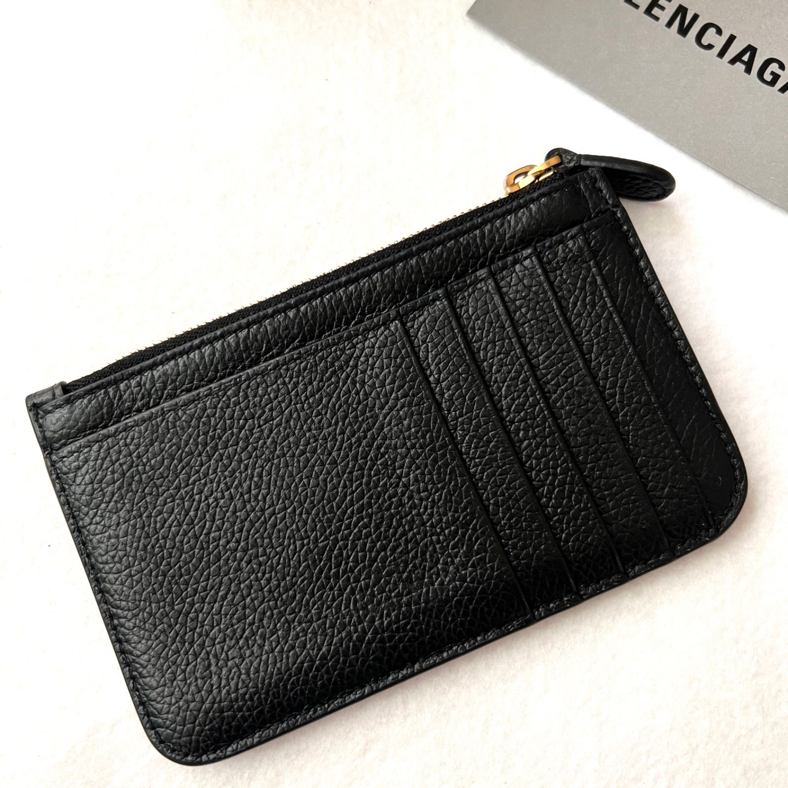美品✨BALENCIAGAバレンシアガ財布コインケースカードケース516373黒 Amazon | BALENCIAGA(バレンシアガ) 小銭入れ メンズ EVERYDAY