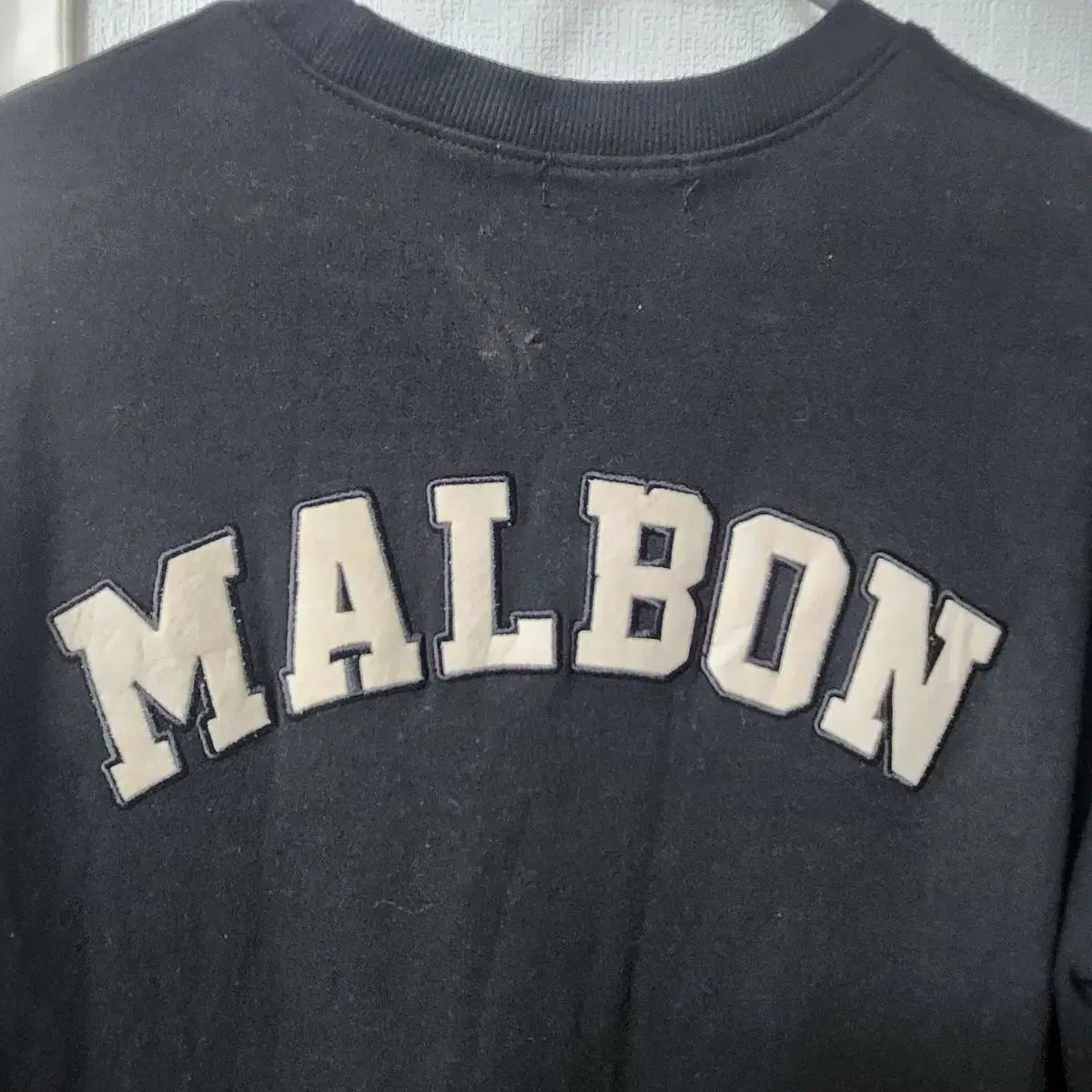 ブラック スウェット