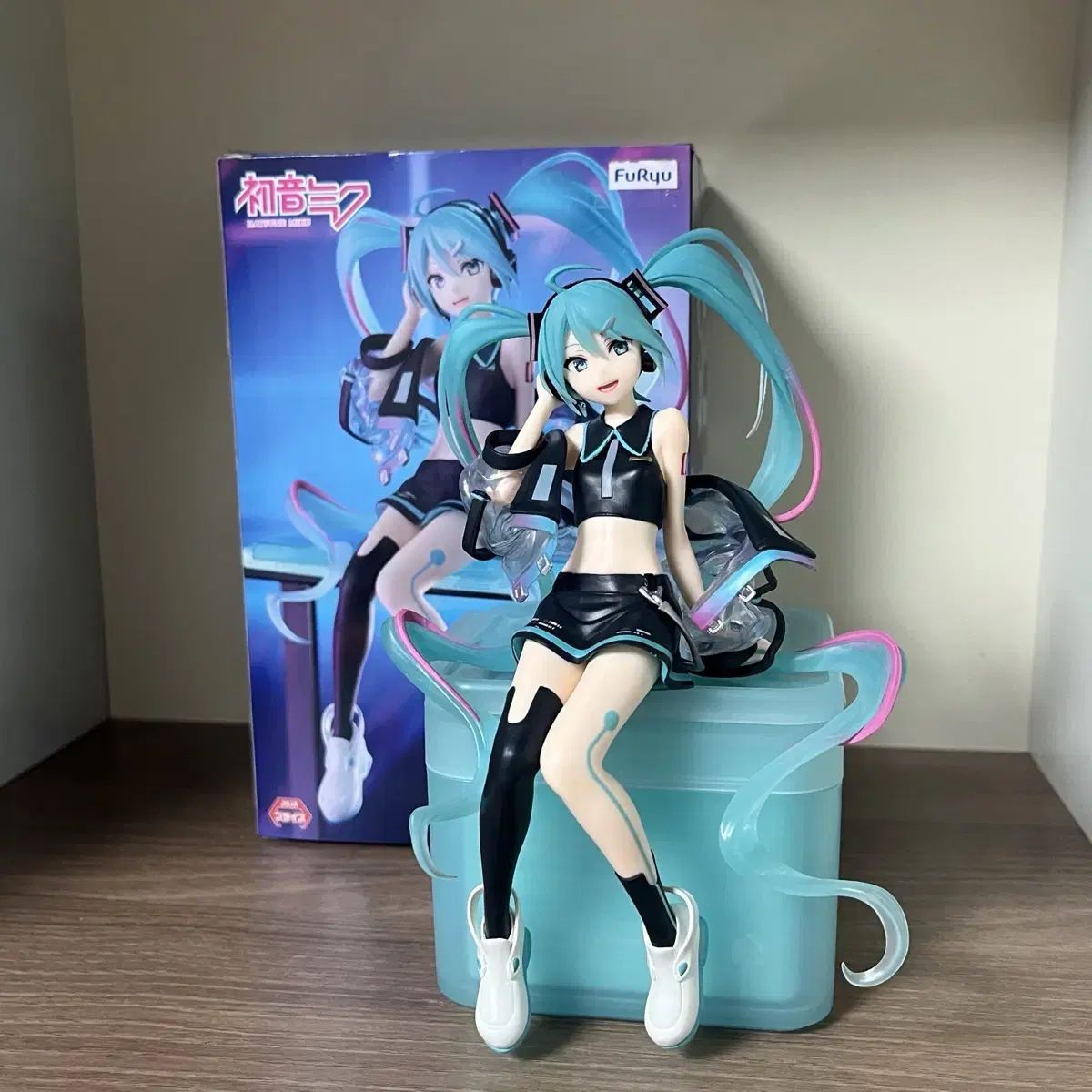 初音ミク　ぬーどるストッパー　フィギュア　ネオンサイバー　28体セット 初音ミク ぬーどるストッパーフィギュア ネオンサイバー