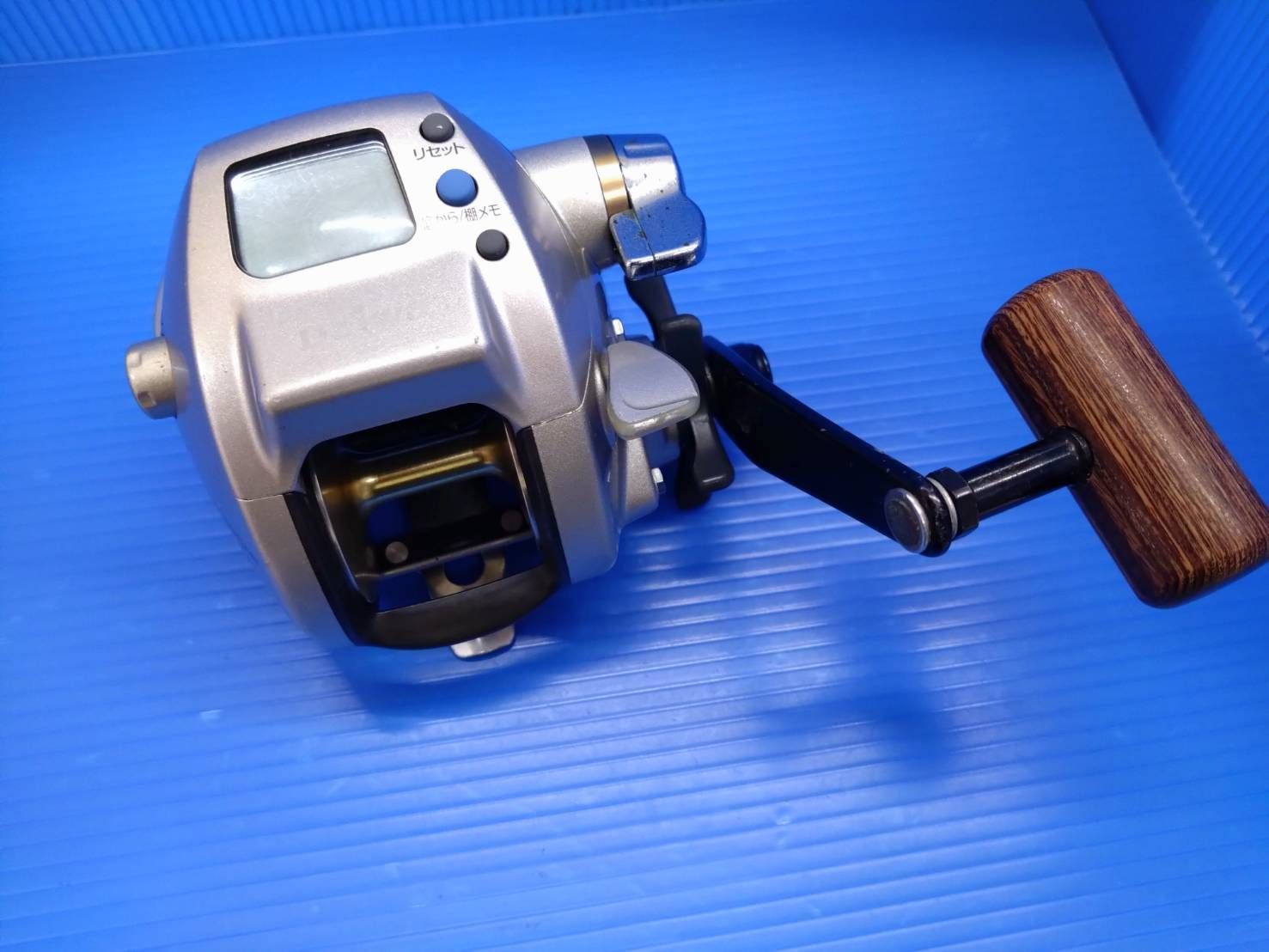 ダイワ　ハイパータナコン400BDe 電動リール ダイワ(Daiwa) ハイパータナコン 400BDe 00801375｜アウトドア