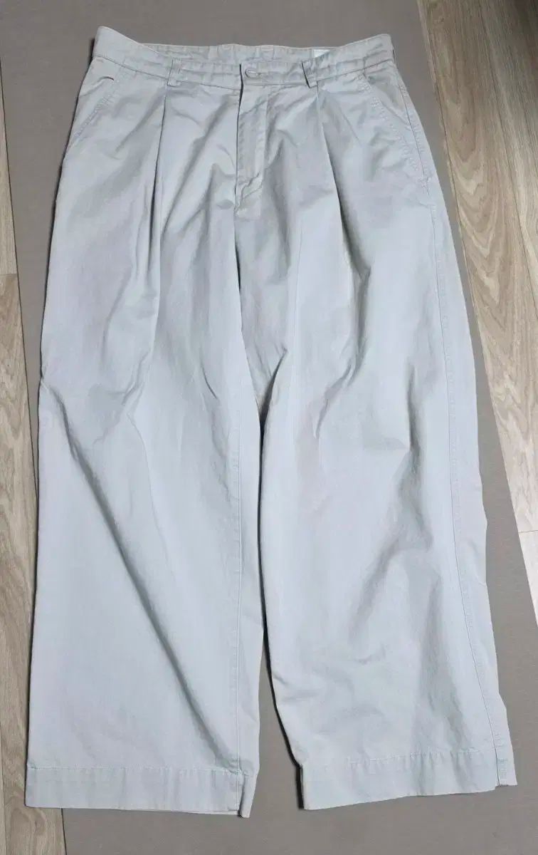 Years ago ワンタック ワイド チノ ワンウォッチ アイボリー M サイズ