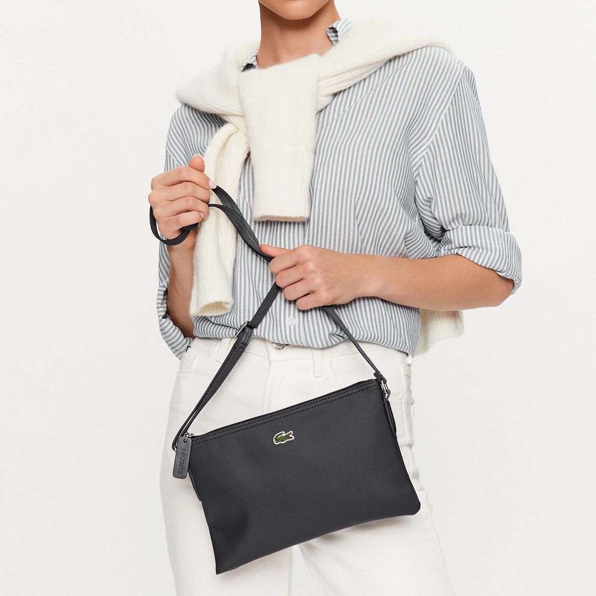 【即発】【LACOSTE】flat cross-body bag NF1887PO 即発】【LACOSTE】flat cross-body bag NF1887PO (LACOSTE