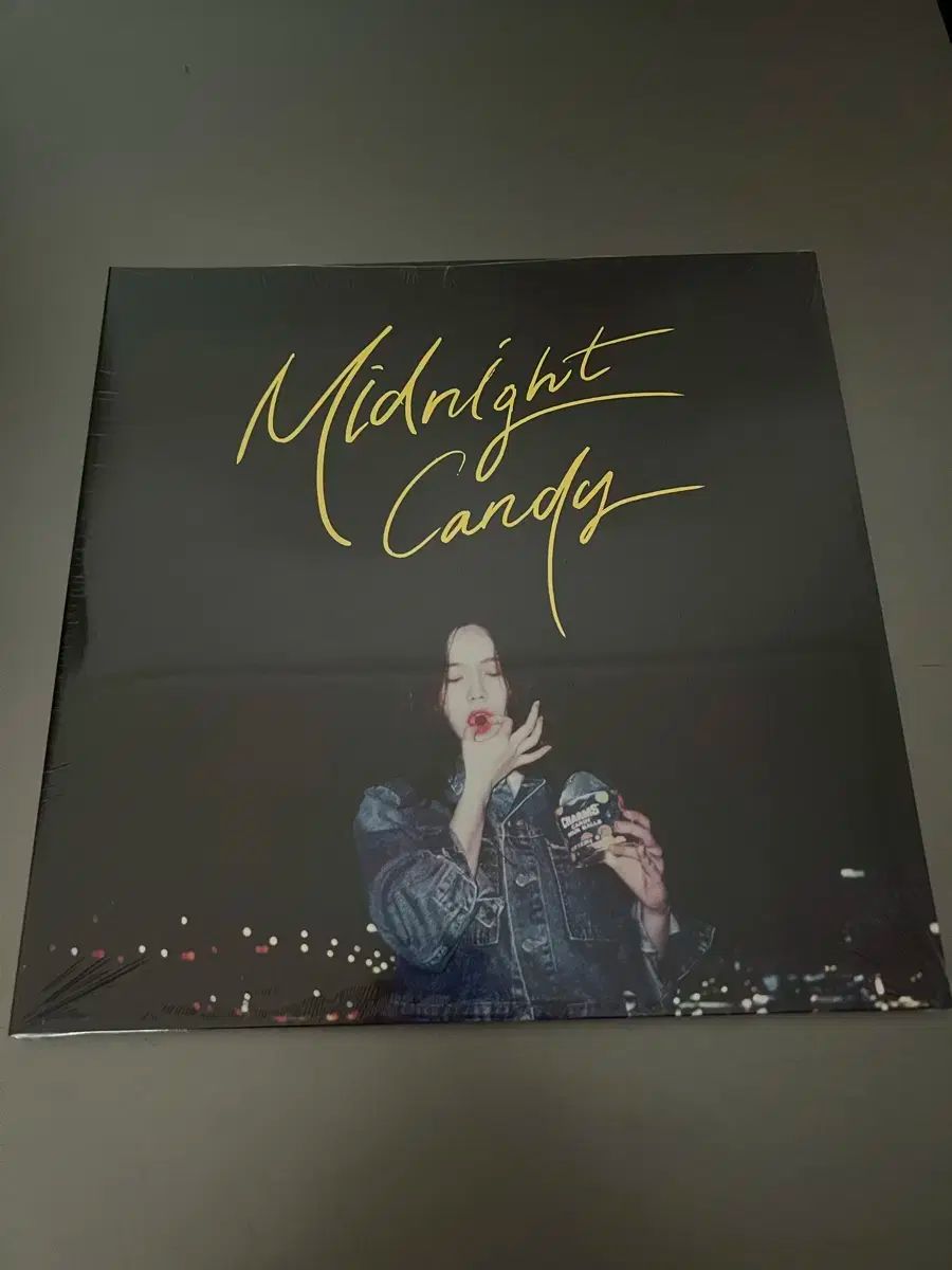 From ミッドナイトキャンディ LP