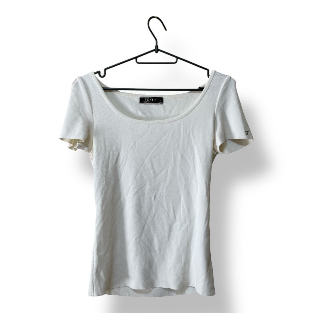 FOXEY　フォクシー 　38 ホワイト パフスリーブ Tシャツ FOXEY(フォクシー) 半袖トップス 白色 38サイズ レディース