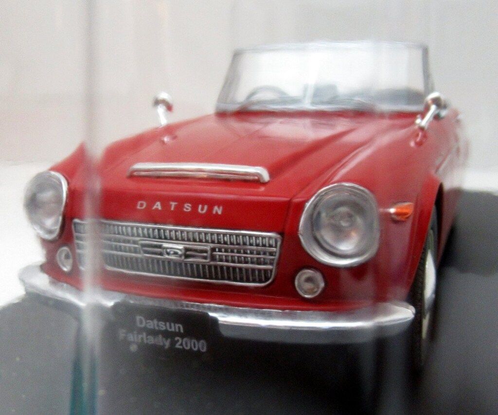 Amazon.co.jp: ダットサン フェアレディ 2000 (1967) 国産名車