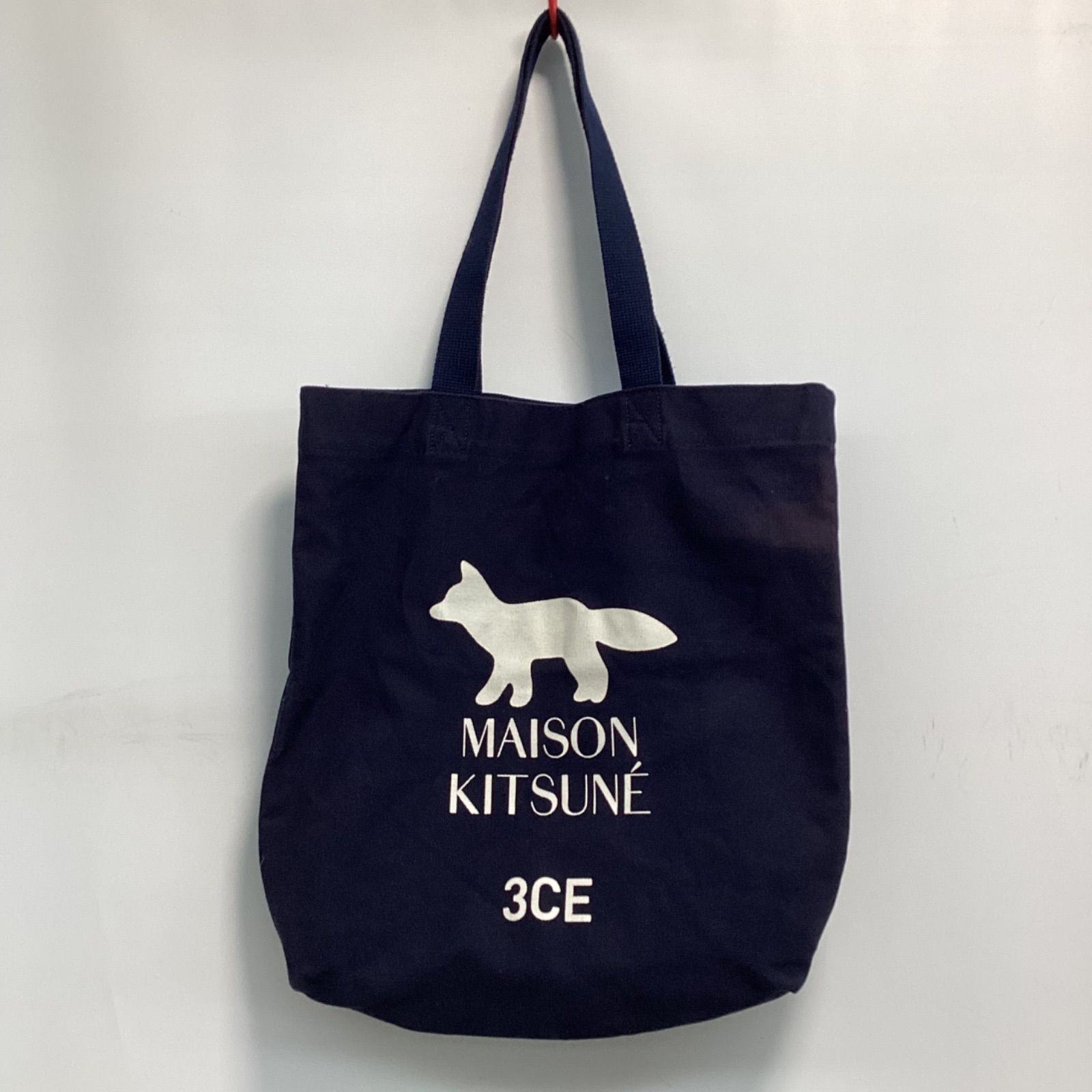 中古品/MAISON KITSUNE 3CE コラボ　トートバッグ　ネイビー