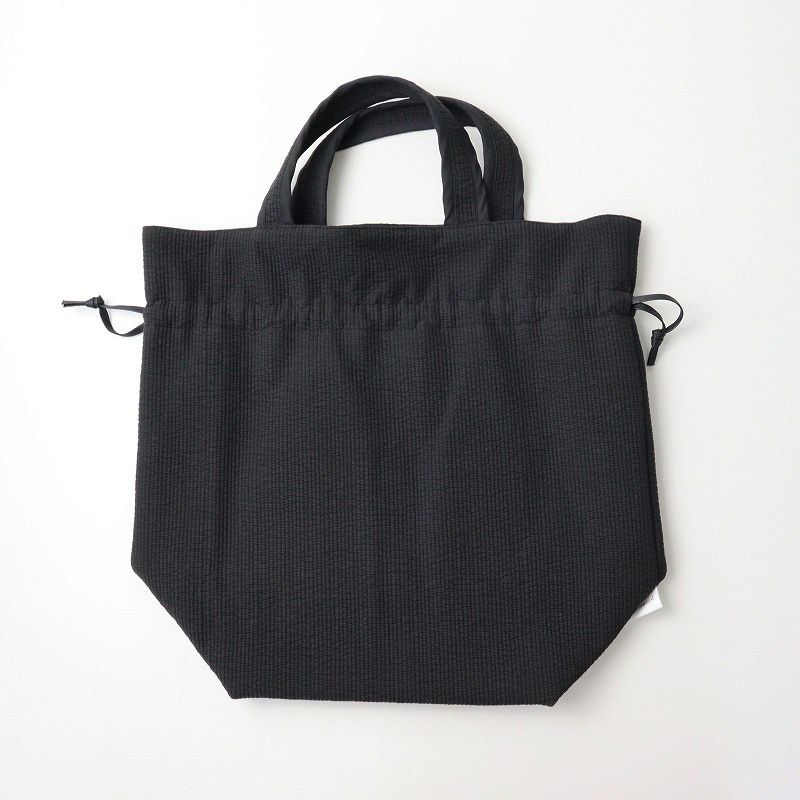 ピオヌンナル　サムシング保冷　ブラック 美品 ピオヌンナル pionunnal something サムシング