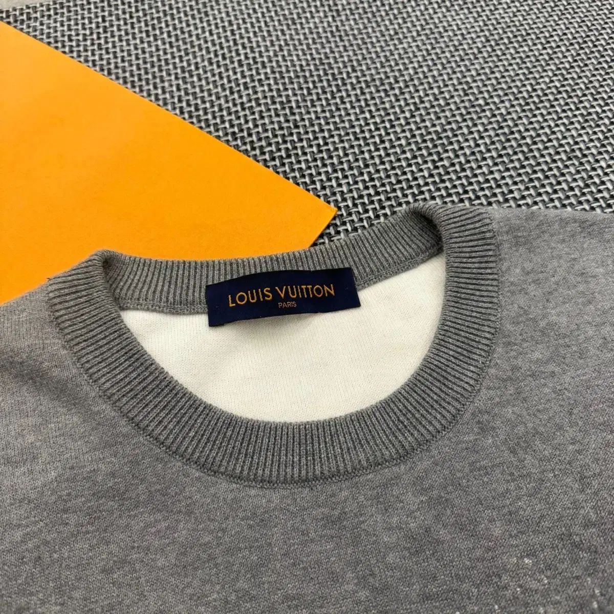 Louis Vuitton(ルイヴィトン) グラデーション ニット セーター