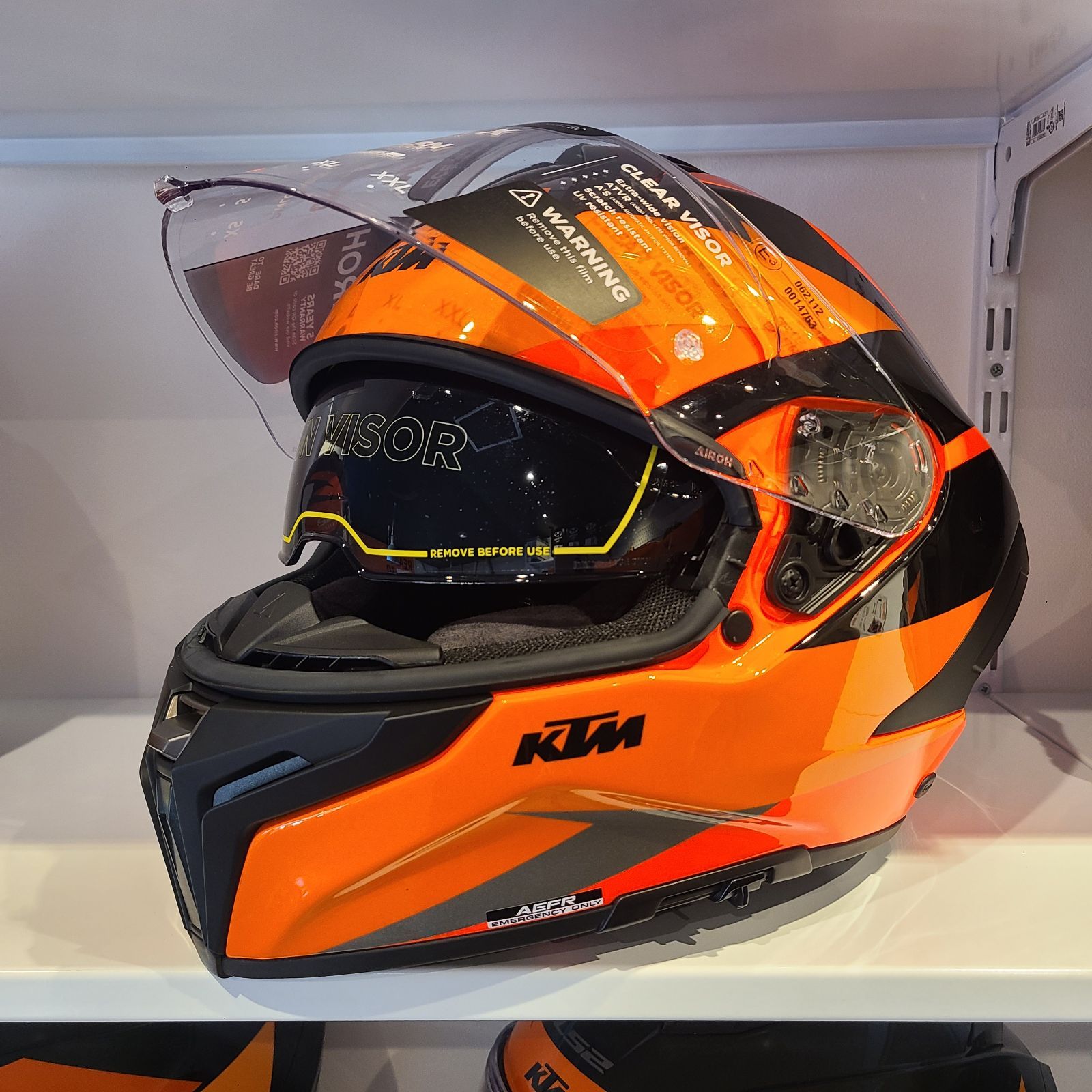 KTM MATRYX HELMET 軽量　フルフェイス　ヘルメット　Airoh　サイズ L サンバイザー付き　着脱式内装　Pinlock® Max Vision 防曇レンズ付属