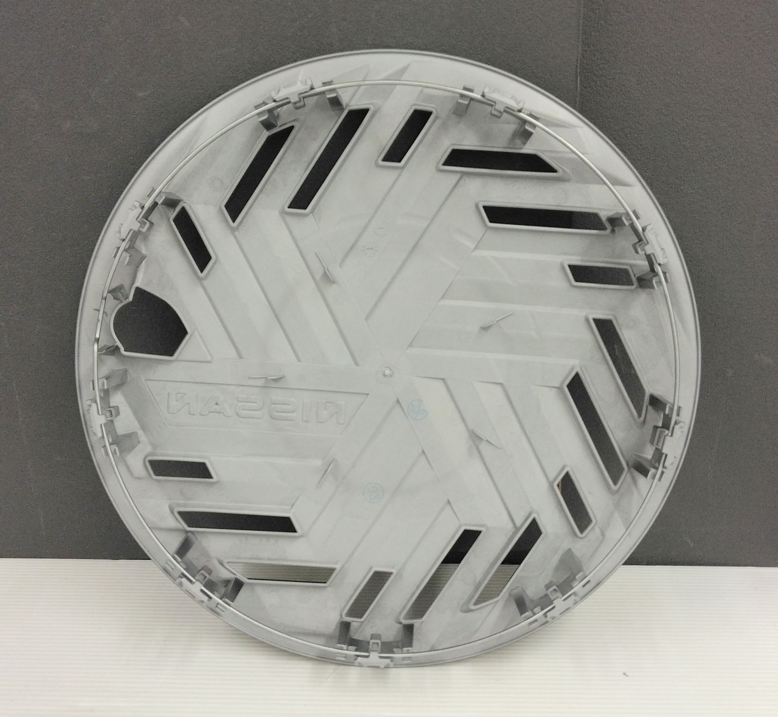 日産ノートE13 新車外し 純正 16インチ 鉄ホイール2個 ホイール