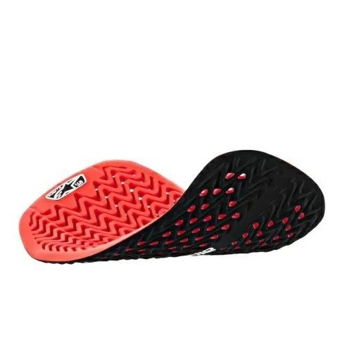 BACK PROTECTOR