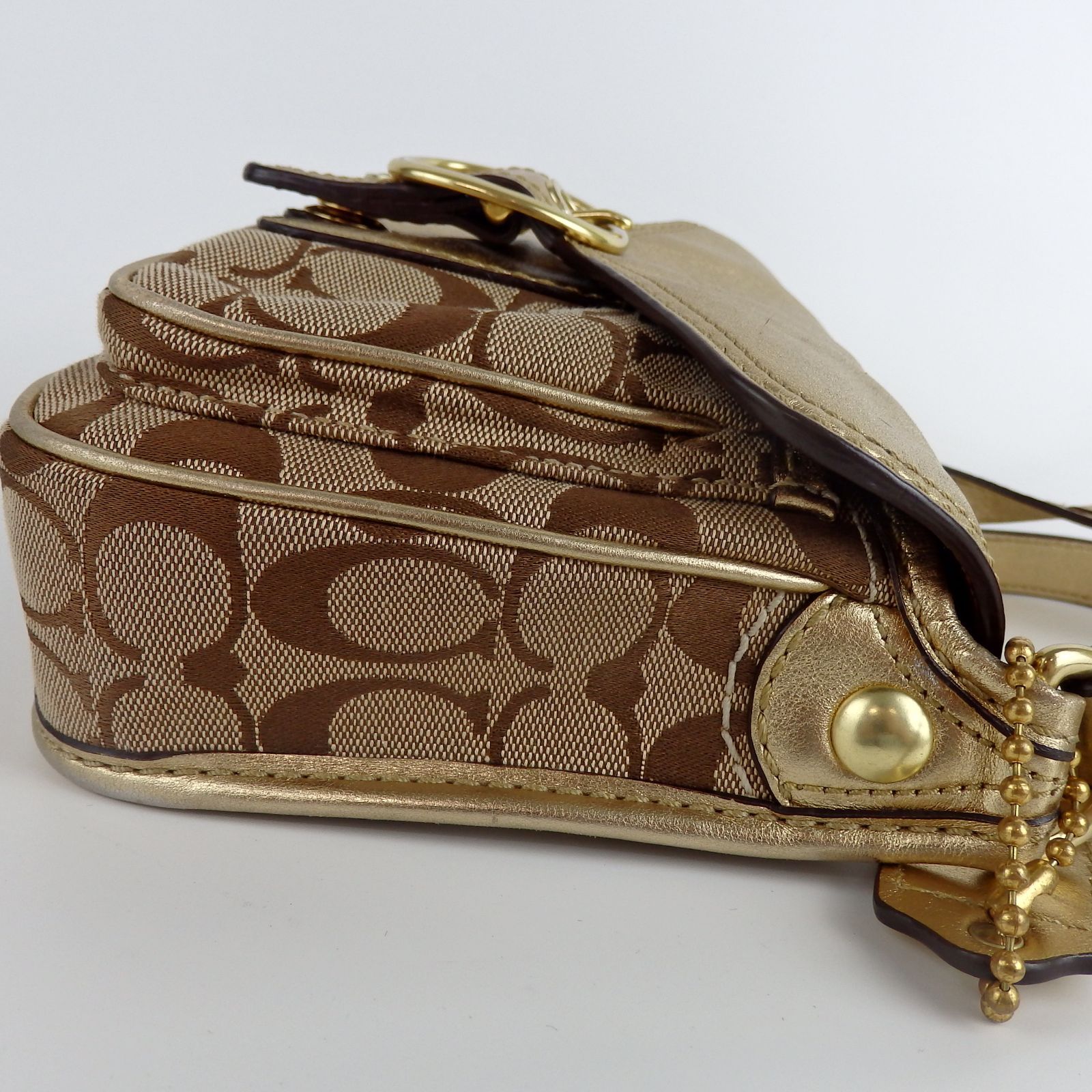 COACH】コーチ シグネチャー ショルダーバッグ ブラウン ゴールド 