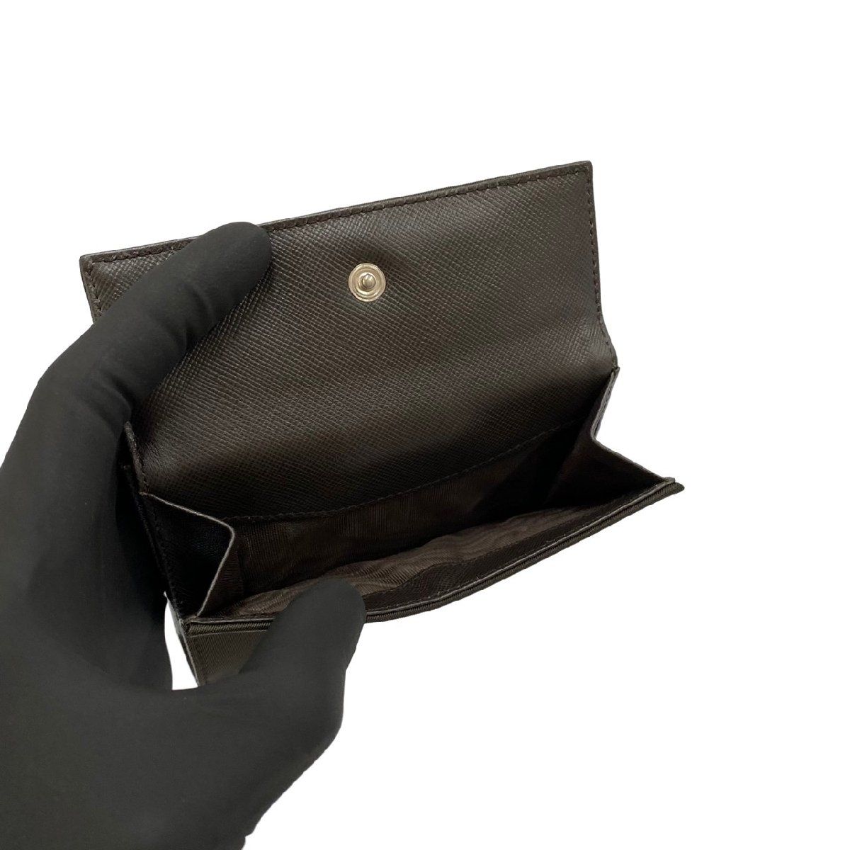 【箱付き】プラダ ナイロン 二つ折り コンパクト ウォレット 三角ロゴ 楽天市場】プラダ PRADA 財布 三角ロゴ ブラックxシルバー