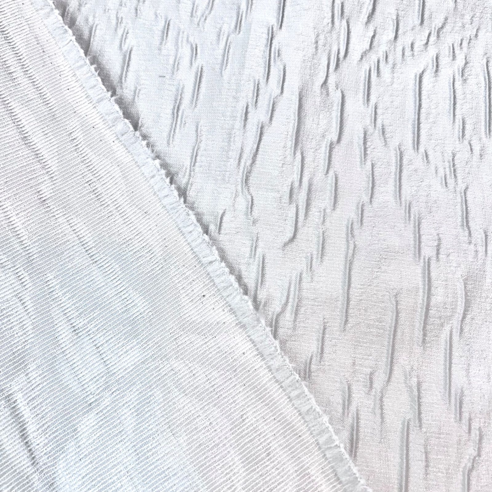 一点のみ 2132 イタリア製フクレジャカード生地 薄グレー 約410㎝ NEXPOTALLINN_EU