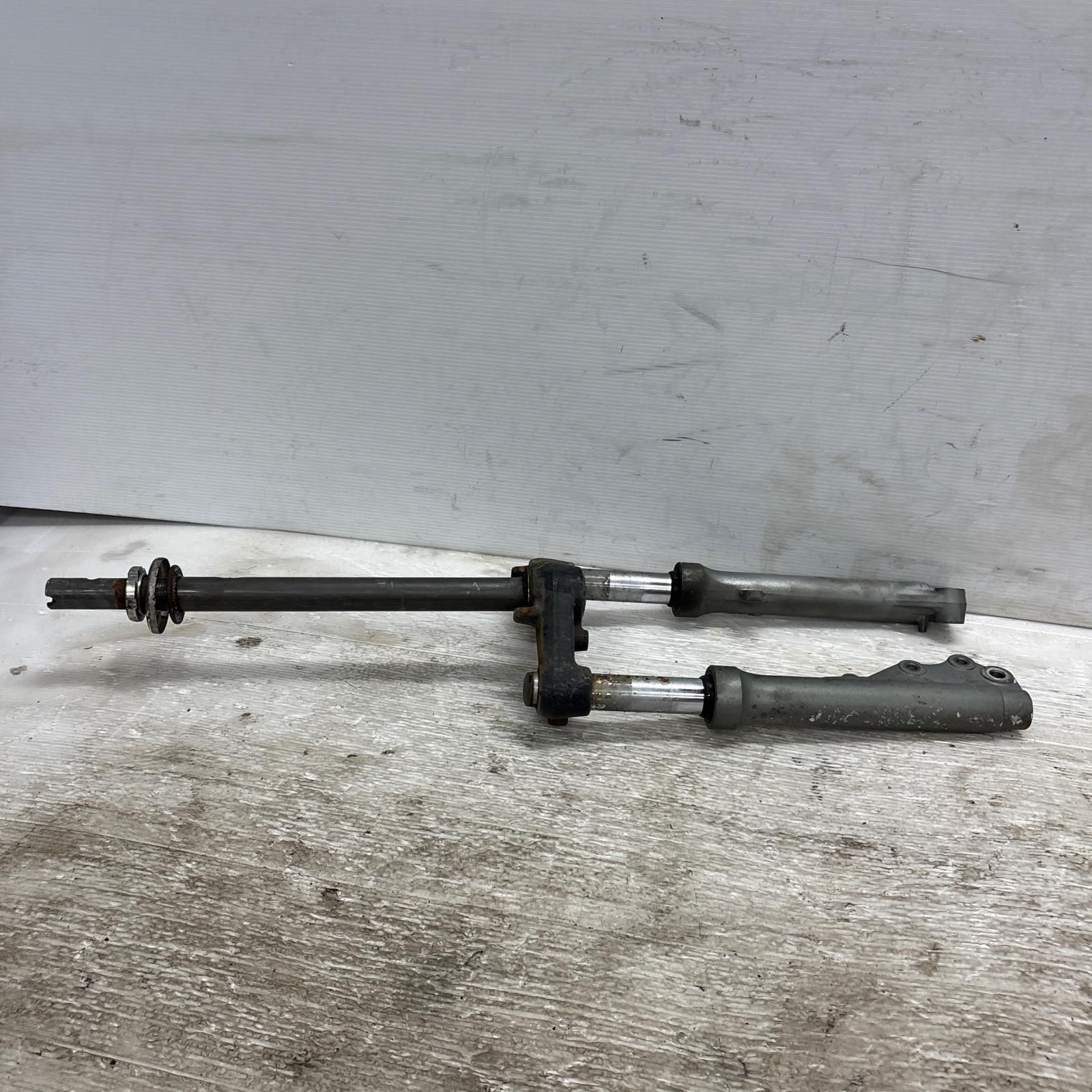 3VP フロントフォーク