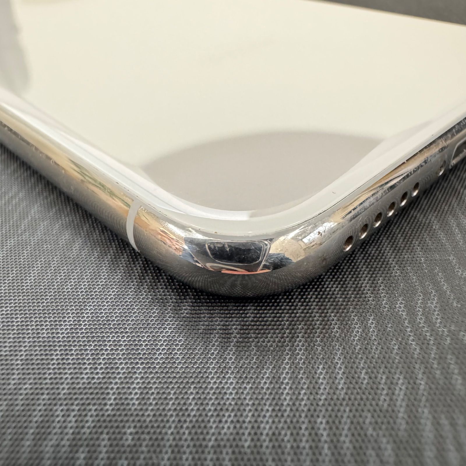 SIMロック解除済 iPhone X 64GB シルバー NQAY2J/A - メルカリ