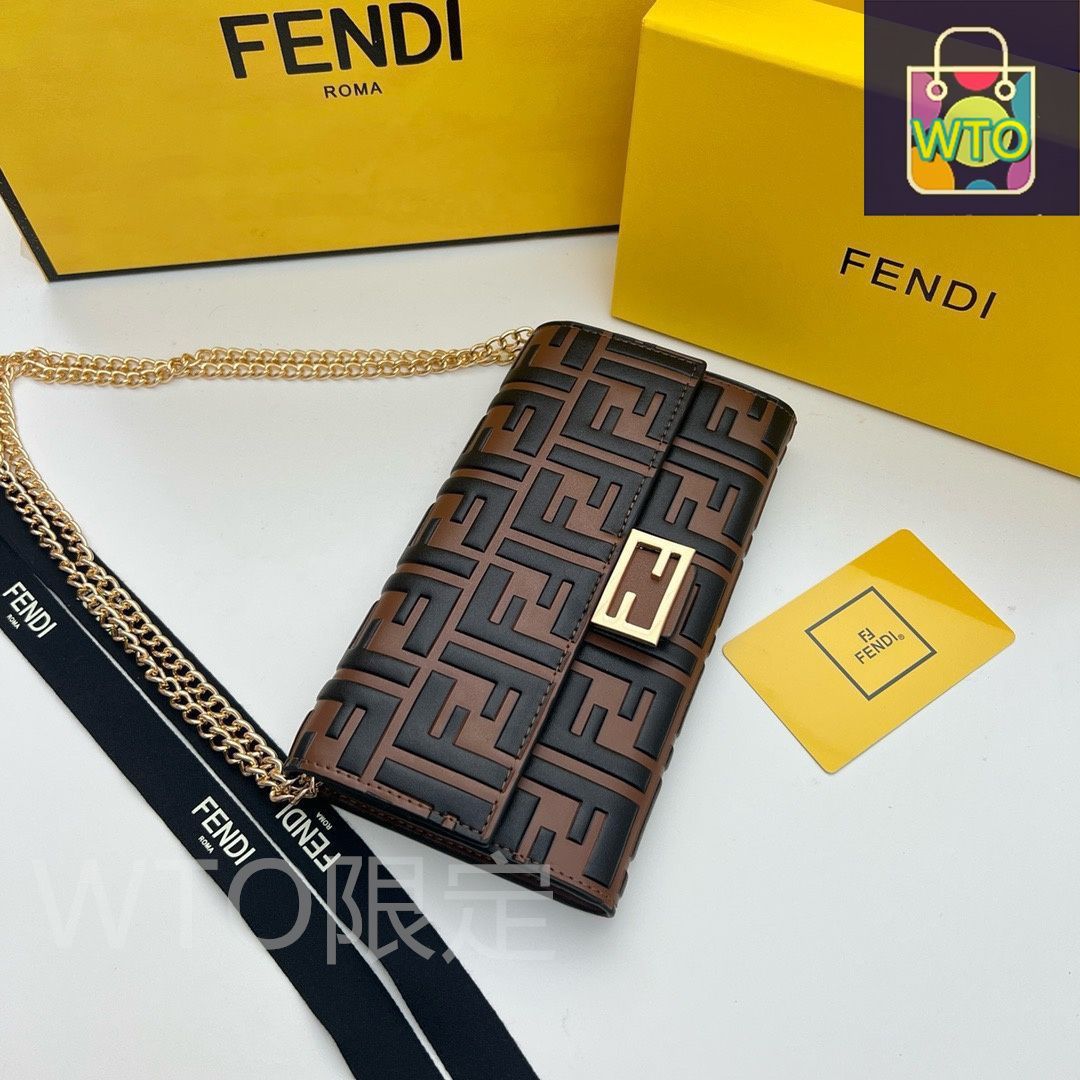 ショルダーバッグ 輸入牛皮使用で仕上がりの精巧さを特徴とする-WTO輸入2