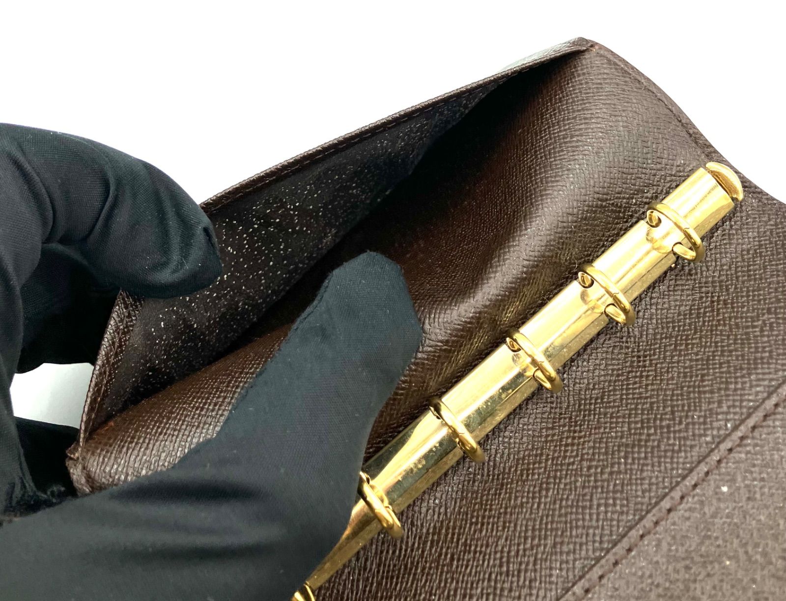 VUITTON
