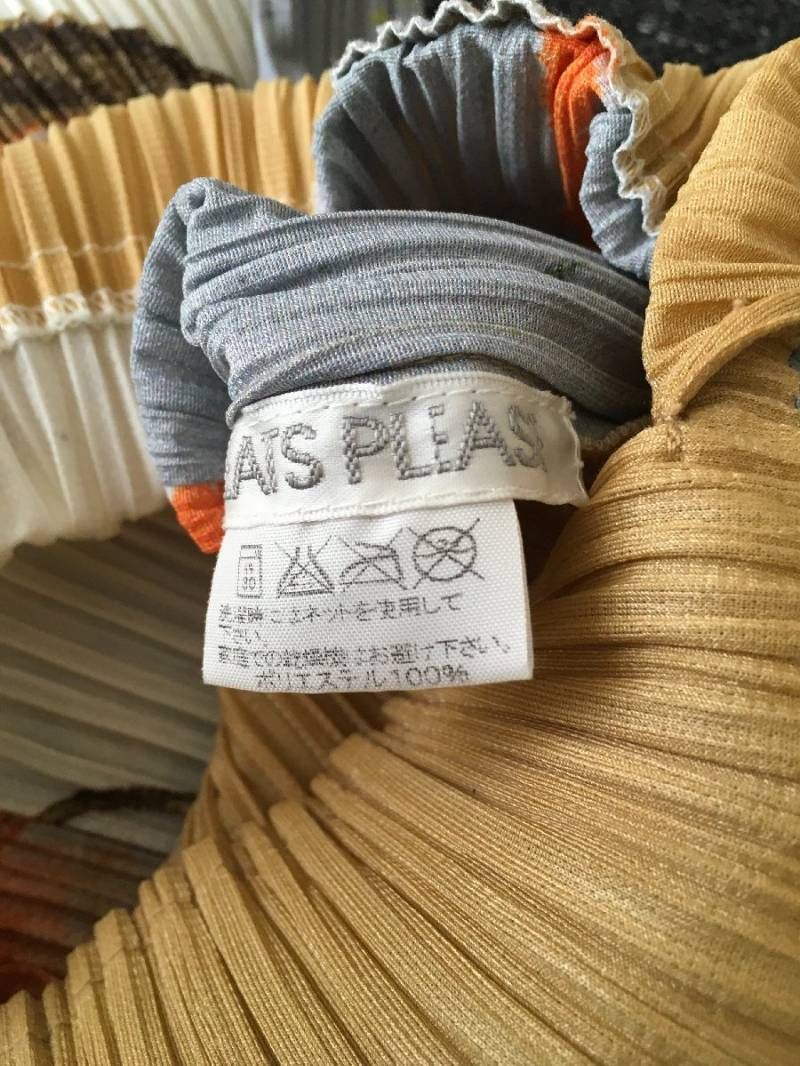 PLEATS PLEASE プリーツプリーズ プリーツ 電球 トップス3 PP31ーJK741