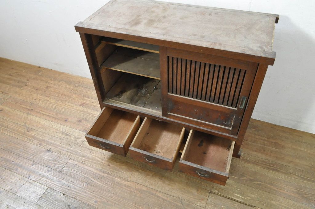 事前問合せ必須 関東水屋箪笥サイドボード 和製アンティーク 格子