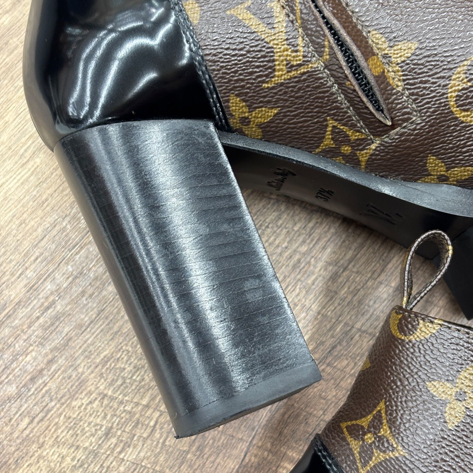 VUITTON スタートレイル