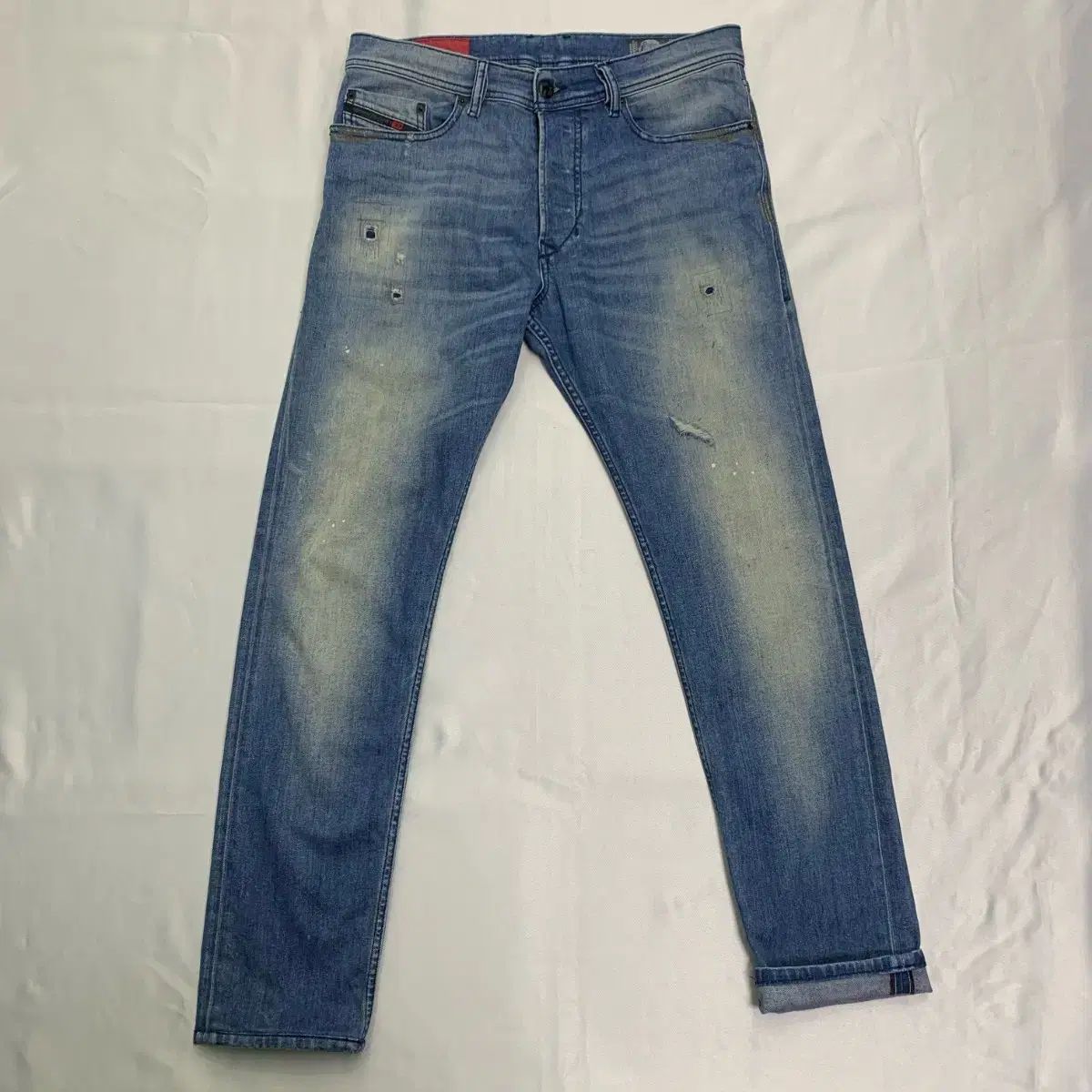 【雷市場（ポンジャン）商品韓国直送】 33 DIESEL(ディーゼル) TEPPHER スリムフィット デニムパンツ