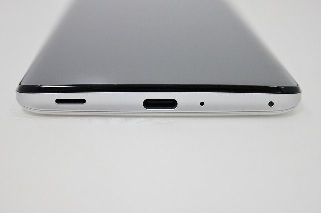 au SHARP AQUOS zero2 SHV47 SIMロック解除済み SIMフリー