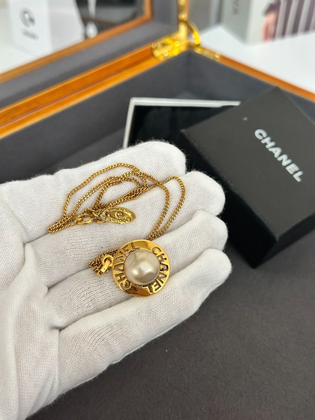 CHANEL