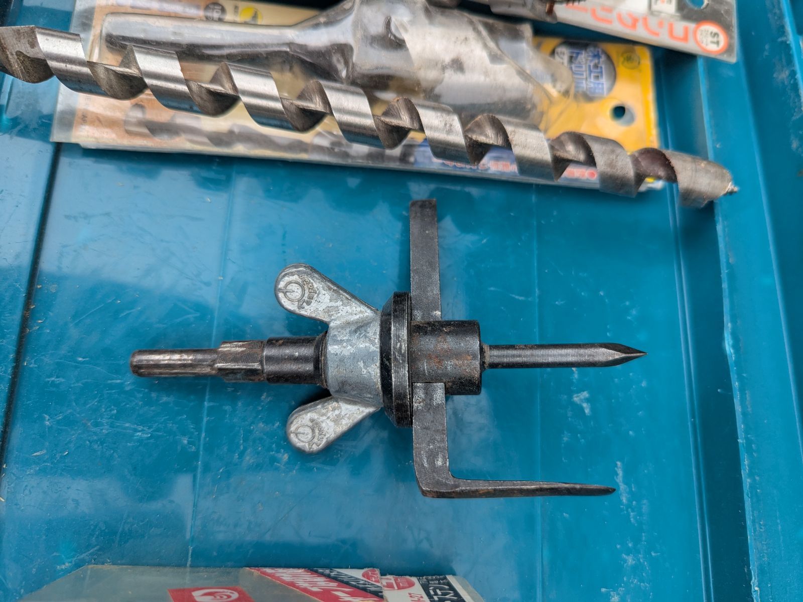 付属完備 ケース＆ドリルビット付