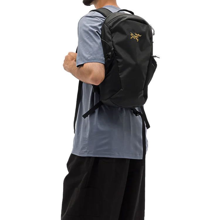 未使用級　アークテリクス　マンティス16 リュック　ブラック ARC'TERYX アークテリクス マンティス 16 リュック バックパック