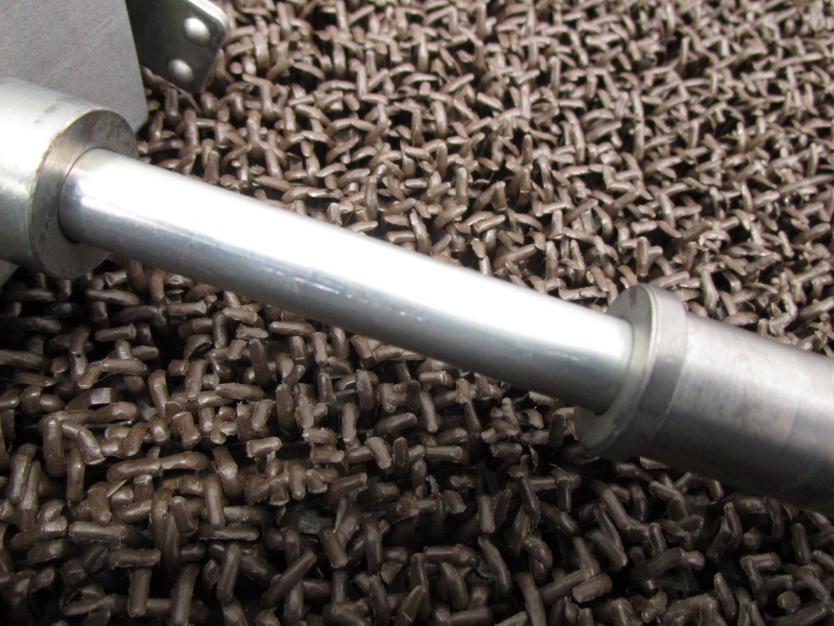 チェーンカバー アクスルシャフト