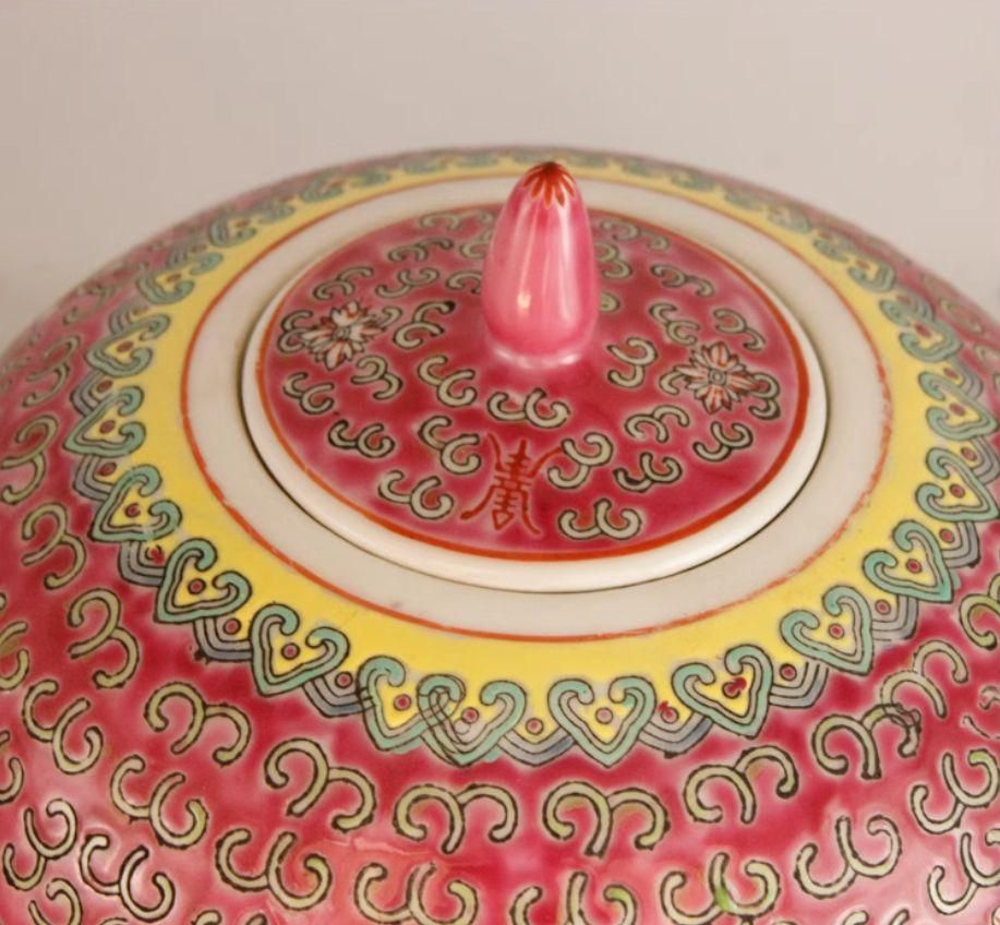 万寿無疆スイカ缶お 茶缶 景徳鎮 陶磁器 装飾品 現代工芸品美術品 置物 万寿無疆スイカ缶お 茶缶 景徳鎮 陶磁器 装飾品 現代工芸品美術