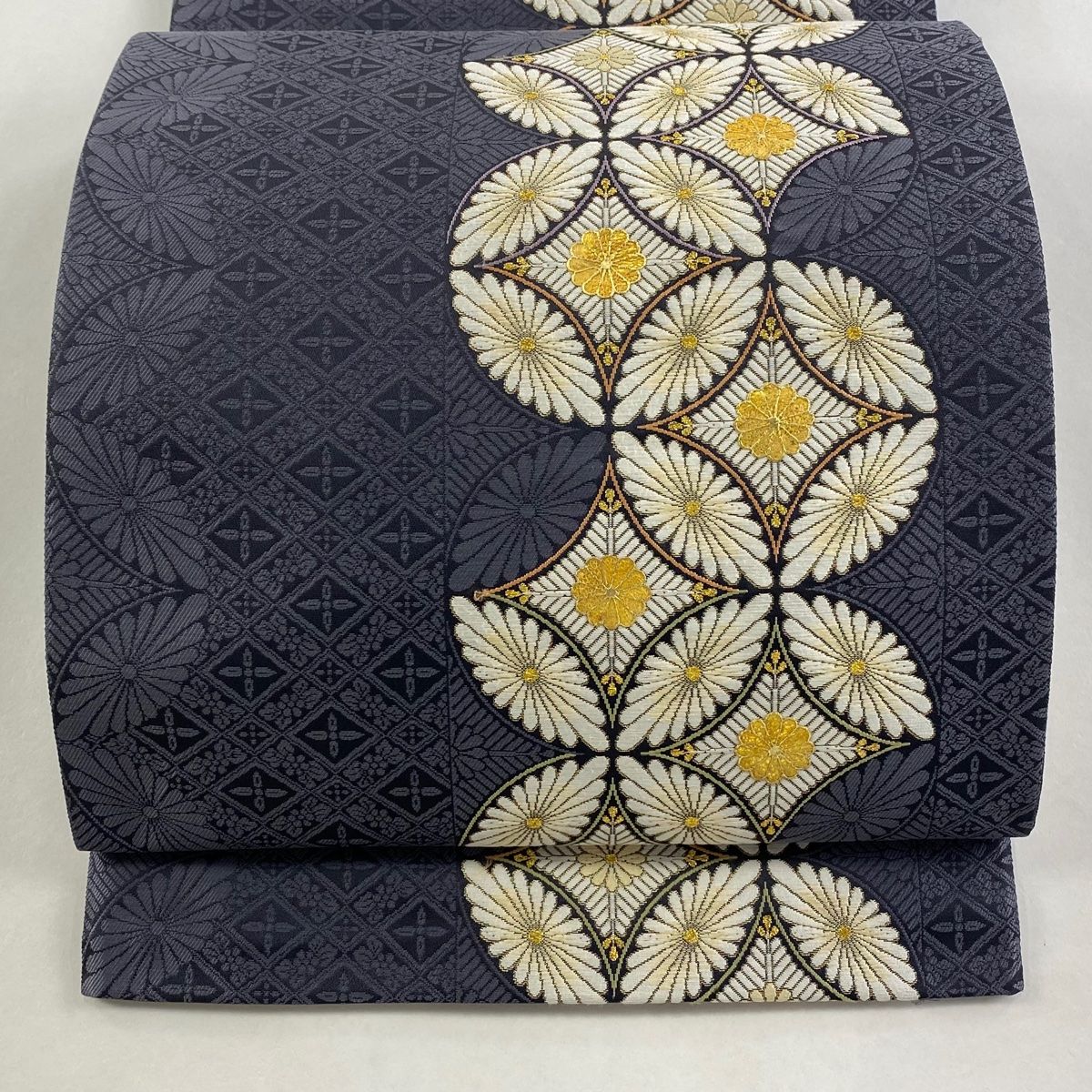 袋帯 名品 じゅらく 落款 七宝華文 菱 金糸 金彩 灰紫 お太鼓柄 正絹