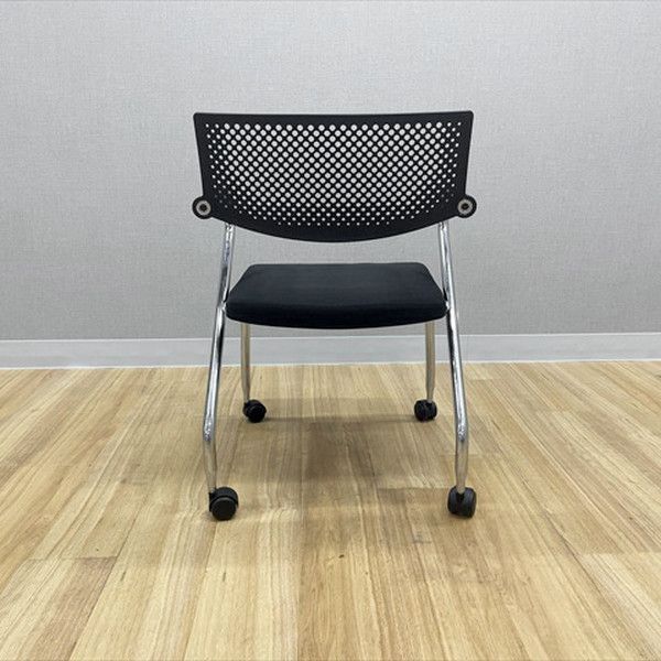 スタッキングチェア 肘付 ビザロール2 キャスター付 会議椅子 Vitra ヴィトラ ブラック