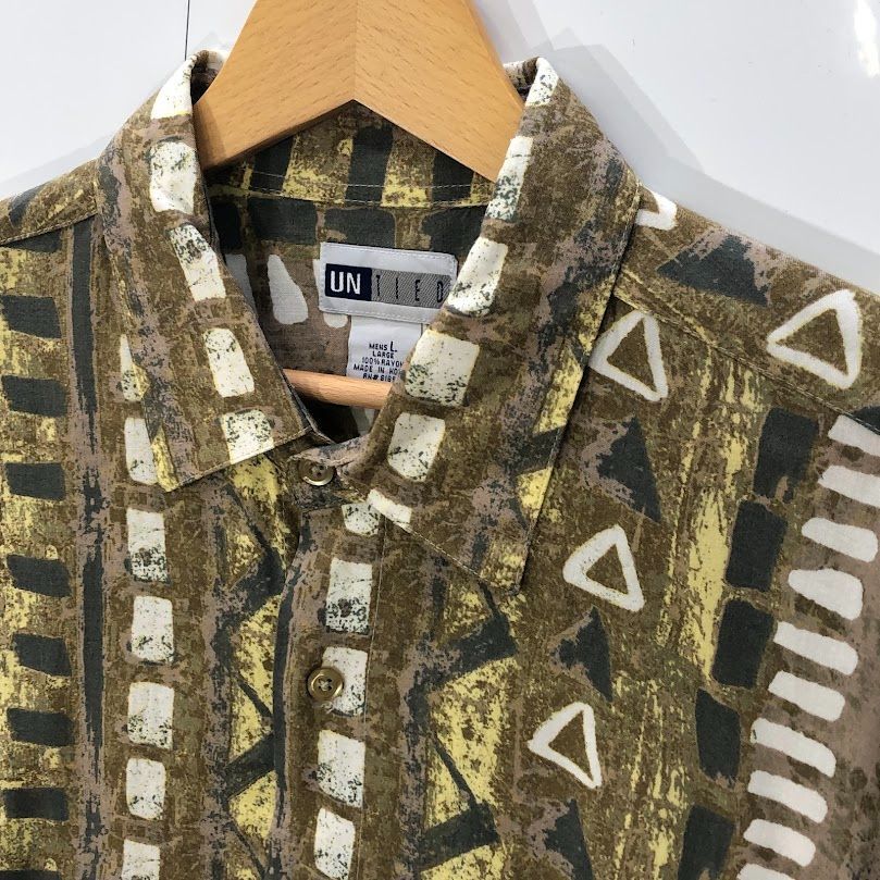 TIGRE BROCANTE アロハシャツ ボタンダウンシャツ 総柄 日本製 L TIGRE BROCANTE アロハシャツ ボタンダウンシャツ 総柄 日本製 L