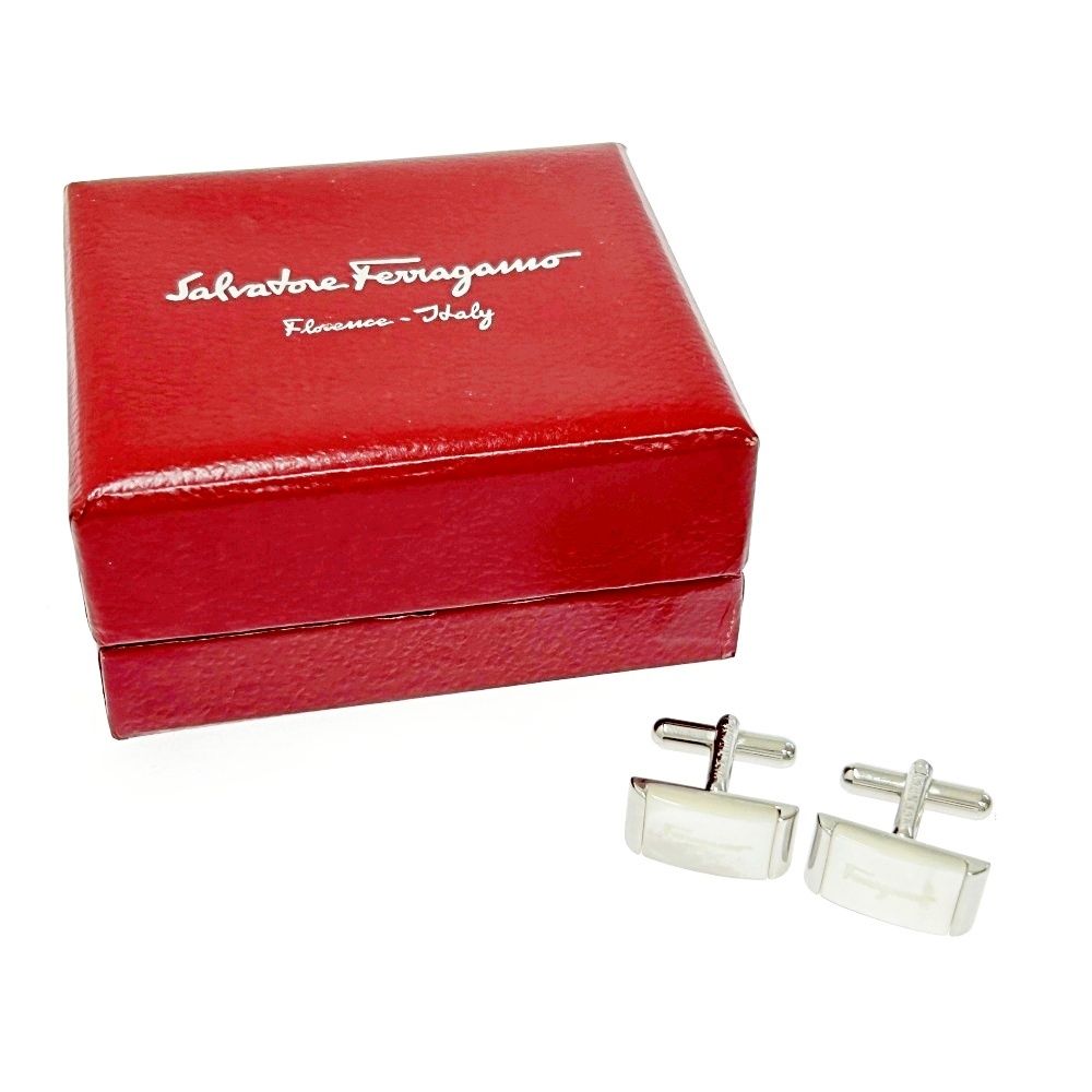 中古】【箱付き】 Salvatore Ferragamo サルヴァトーレフェラガモ 