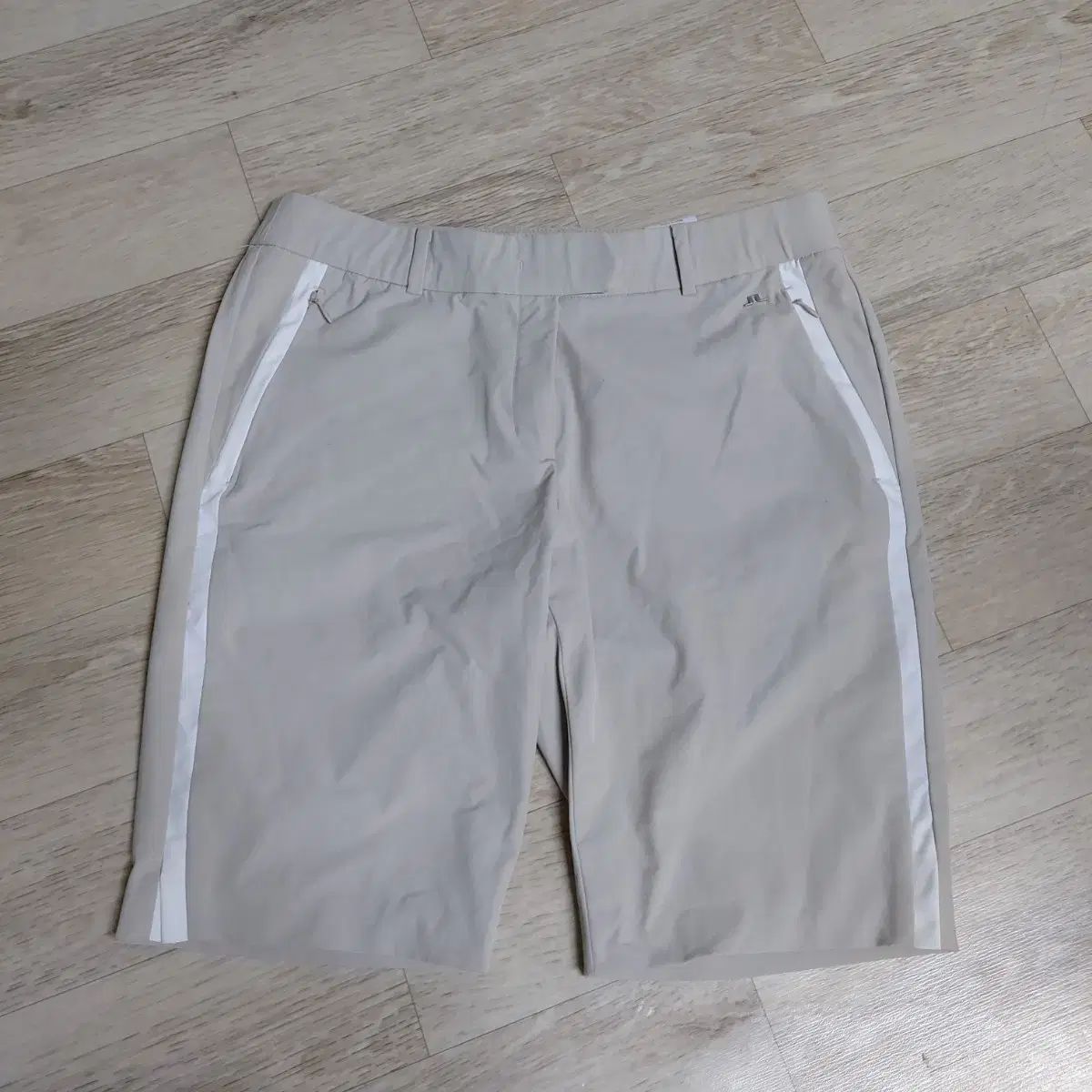 J.LINDEBERG J.リンドバーグ パンツ m 包囲