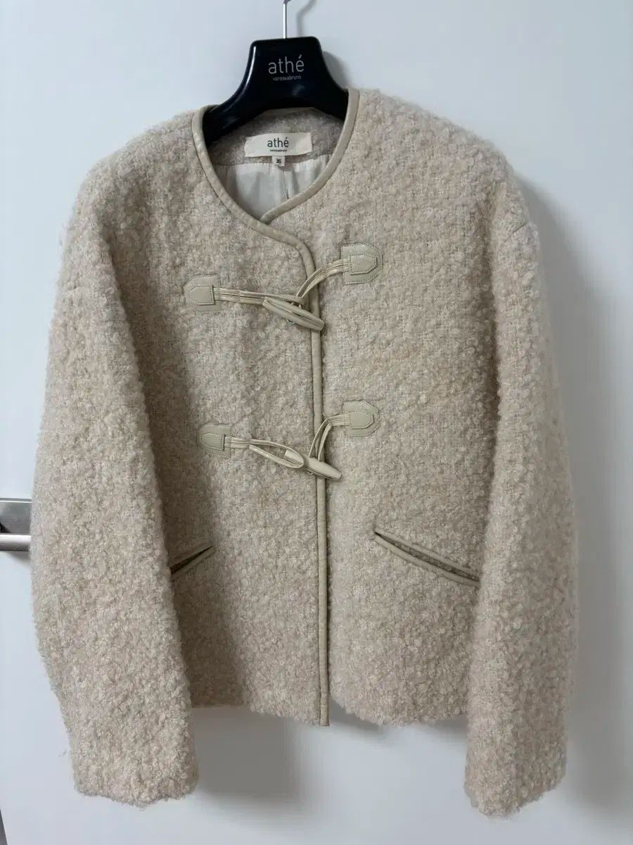 ヴァネッサ ブリューノ アルファ コート