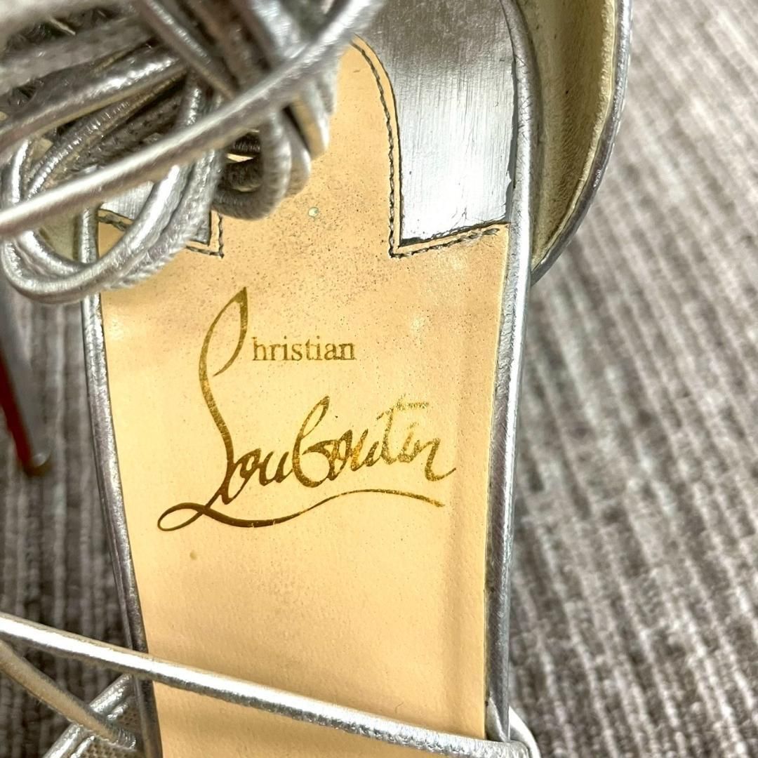 ルブタン メッシュ