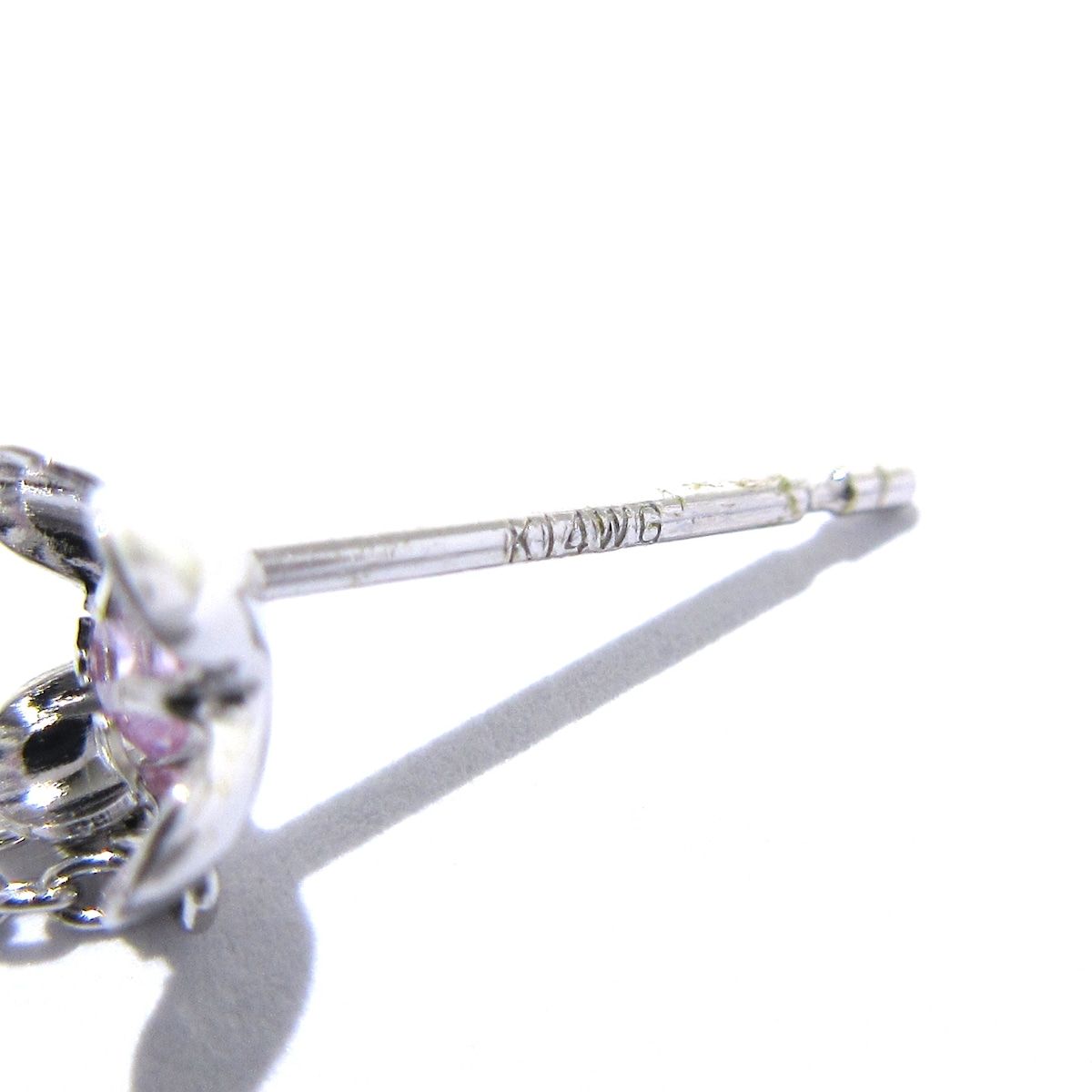 総重量 0.8g