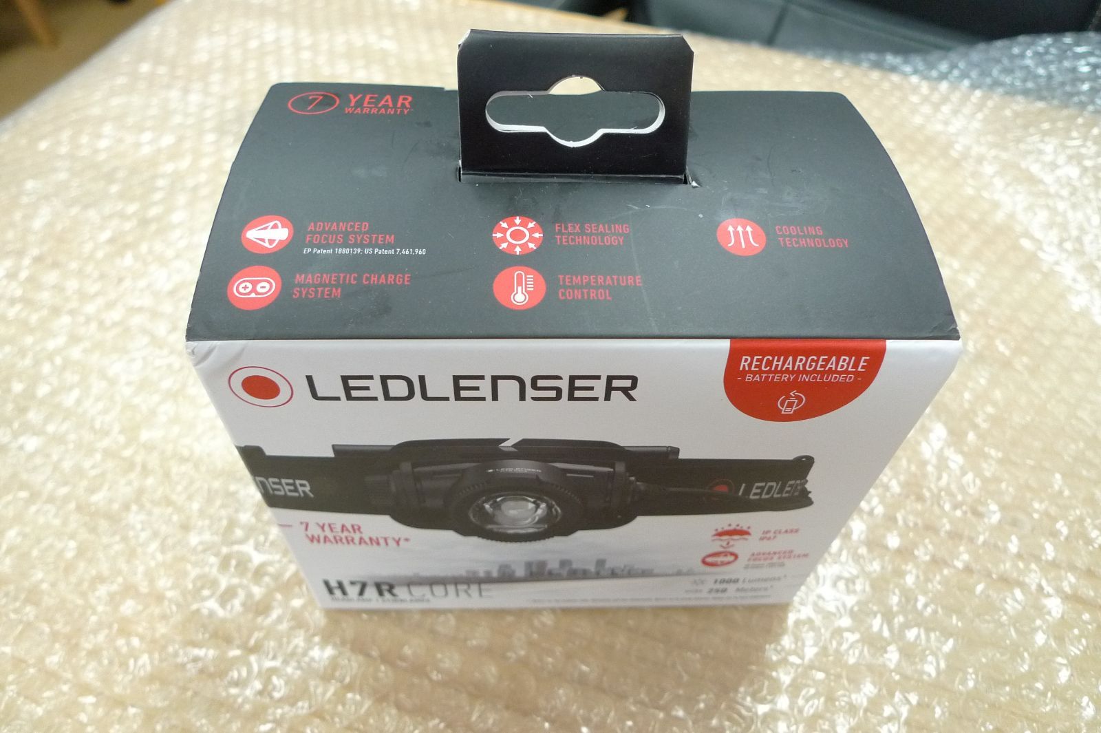 お値下げ！LEDLENSER H7R CORE ヘッドランプ Ledlenser H7R Core ｜ヘッドライト｜レッドレンザー公式通販