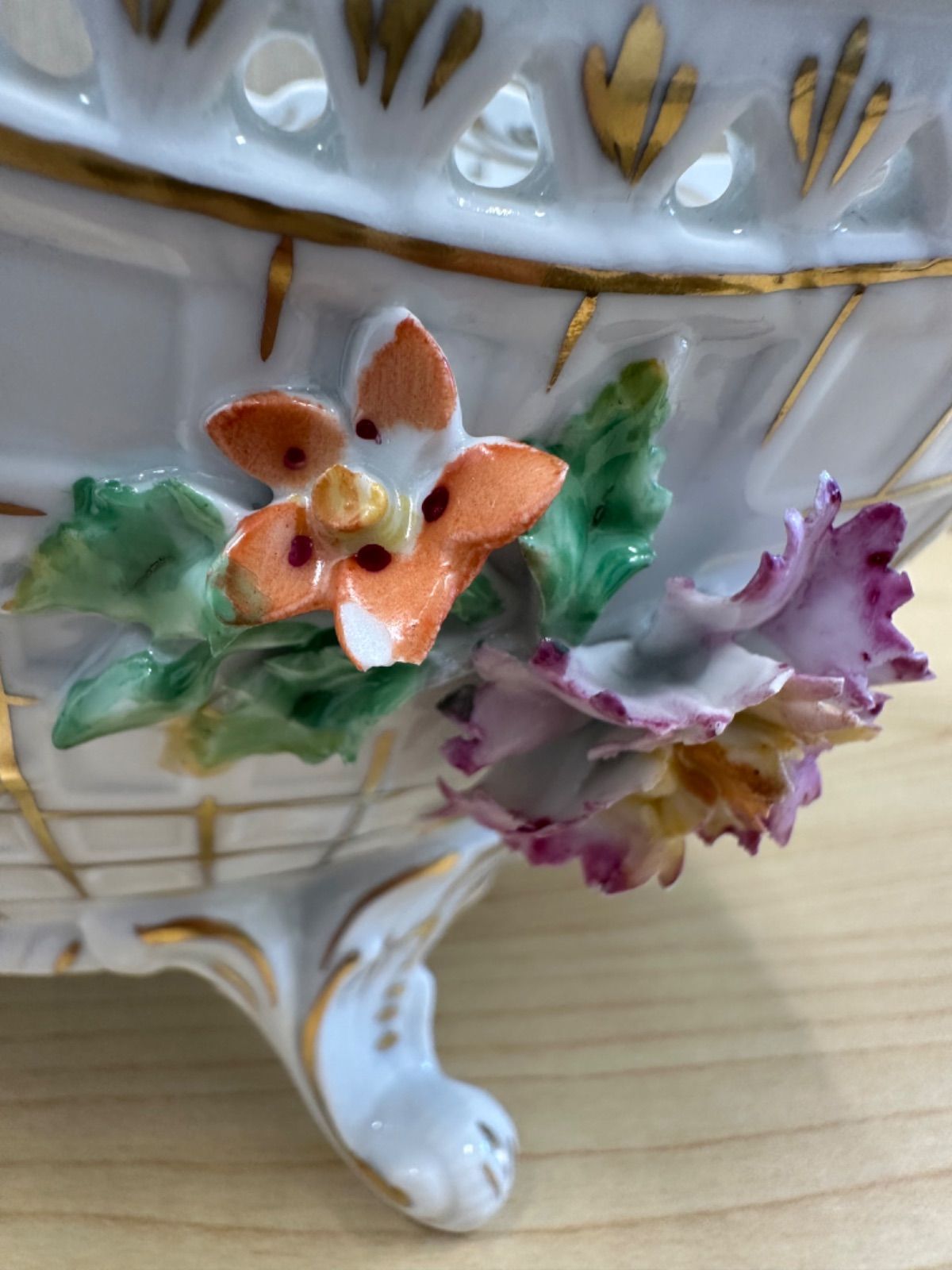 ドイツ ドレスデン カールティーメ 花文 金彩 コンポート 透かし