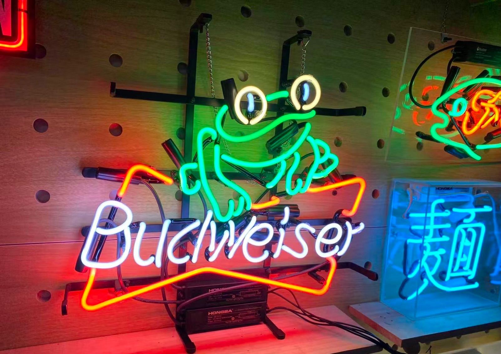 オーダー ネオンサイン Budweiser カエルデザイン ガラス製 アメリカンバー装飾 オリジナルインテリアライト