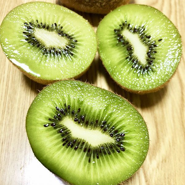 キウイフルーツ ゼスプリ グリーン キウィ キウイ 約9.5kg 大箱