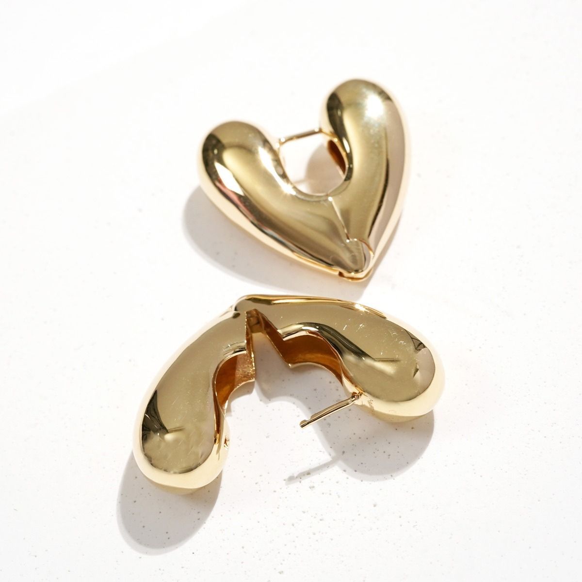 ANNIKA INEZ アニカイネズ ピアス 両耳 HeartHoops Lrg E926-LRG